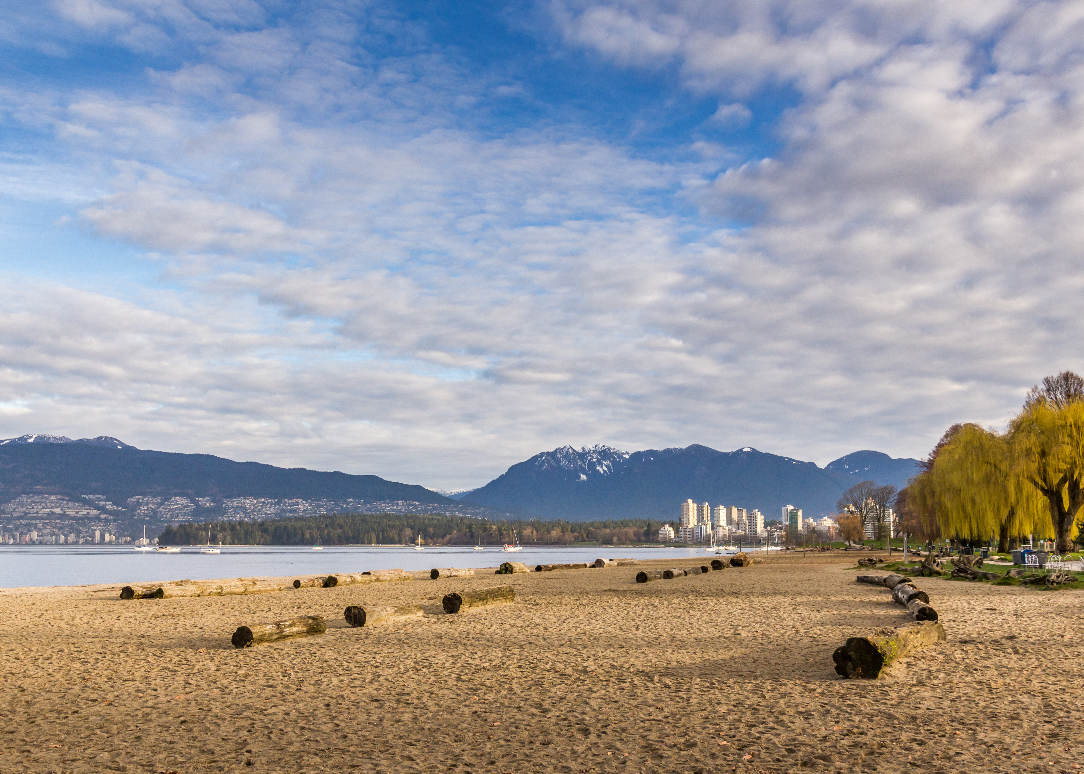 Kitsilano Beach in Vancouver, BC. So Beautiful. Picture of the Day #18